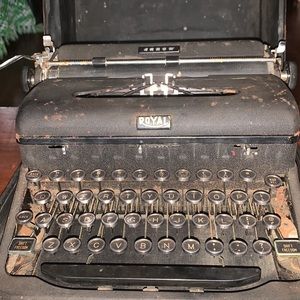 COPY - Vintage 1940’s  Royal Arrow  typewriter